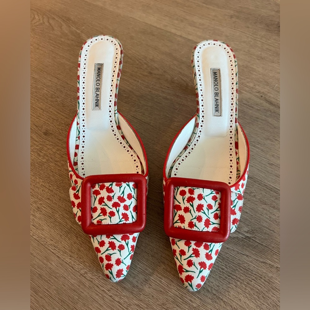 Manolo Blahnik Maysale Mules